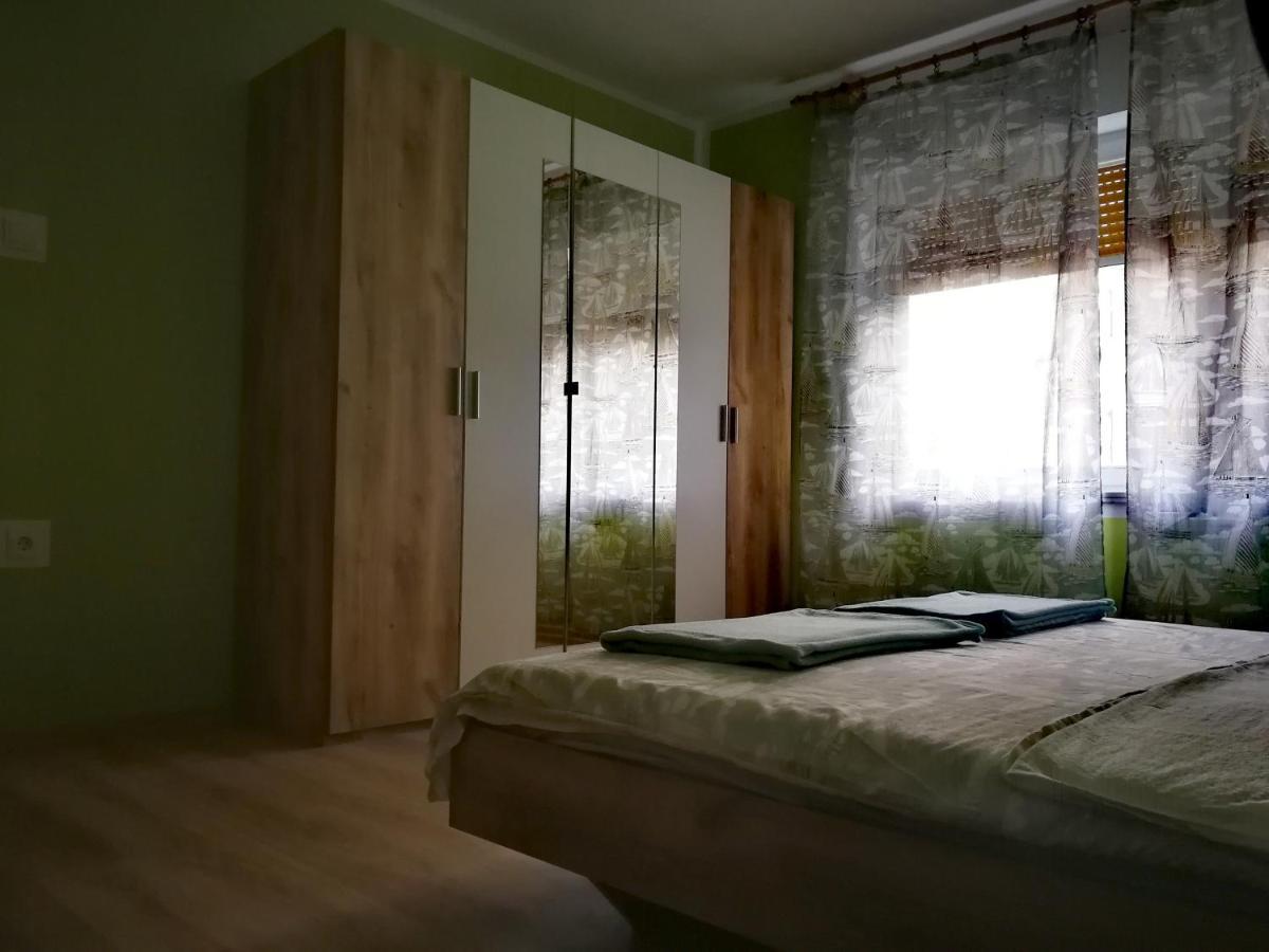 Apartments Anita Crikvenica Esterno foto