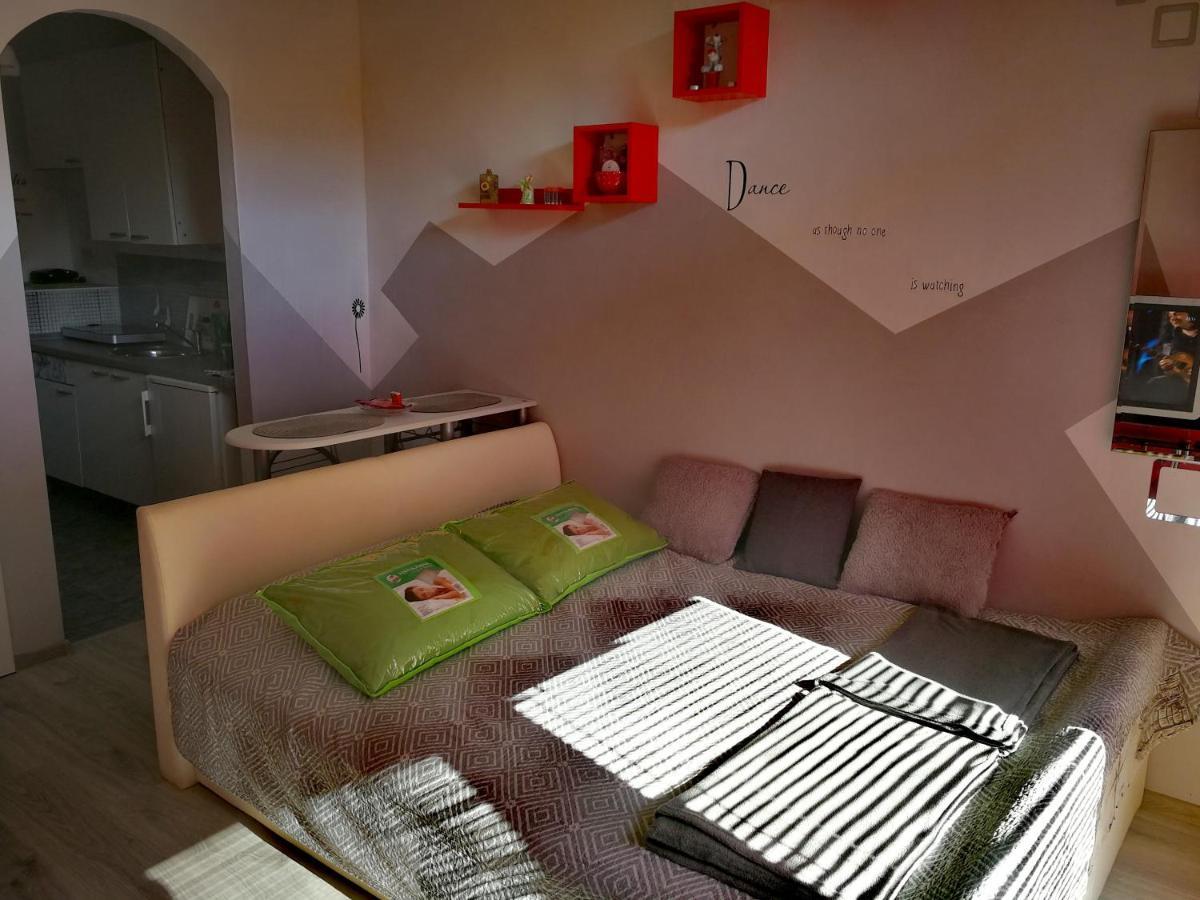 Apartments Anita Crikvenica Esterno foto